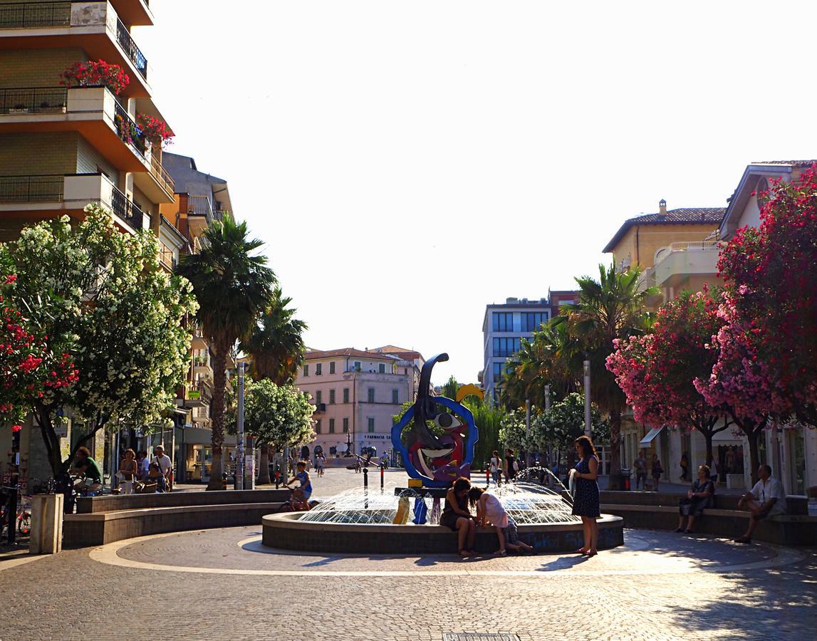 B&B Incanto Sotto Il Mare San Benedetto del Tronto Ngoại thất bức ảnh