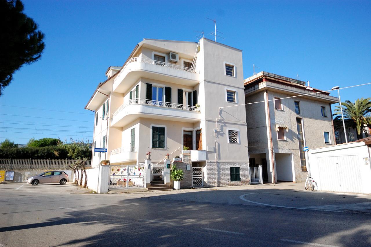 B&B Incanto Sotto Il Mare San Benedetto del Tronto Ngoại thất bức ảnh